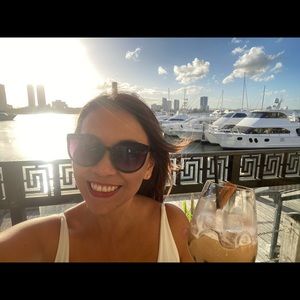 Meet your Posher, Anna